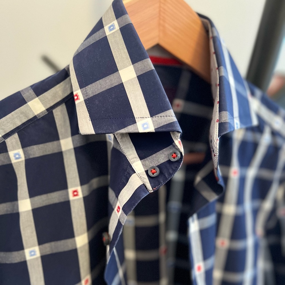 Sharp slim fit dress shirt, spread High Collar